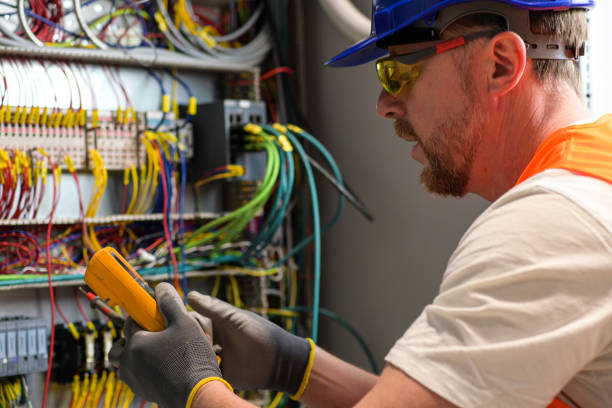 Best Emergency Electrical Repair  in Des Plaines, IL